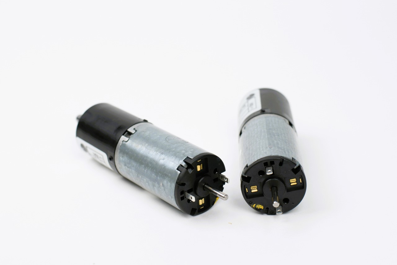 Leo Rover's wheel motors