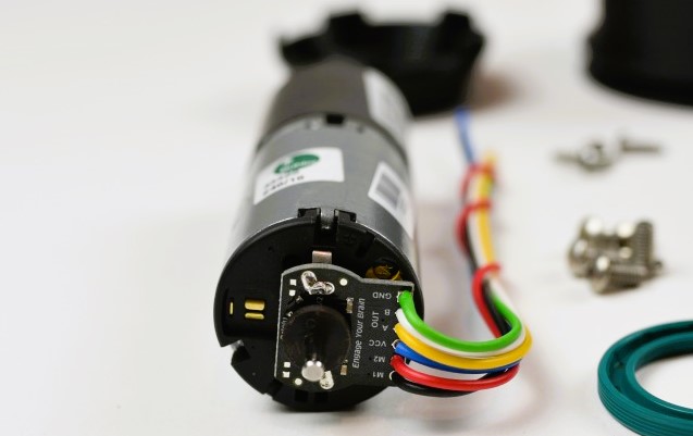 Leo Rover's motor with encoder